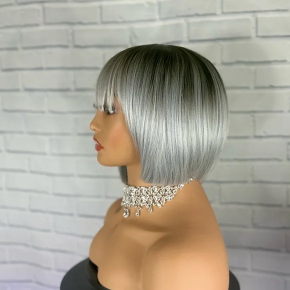 Ombré silver bob wig with bangs premium quality synthetic hair - Picture 3 of 10